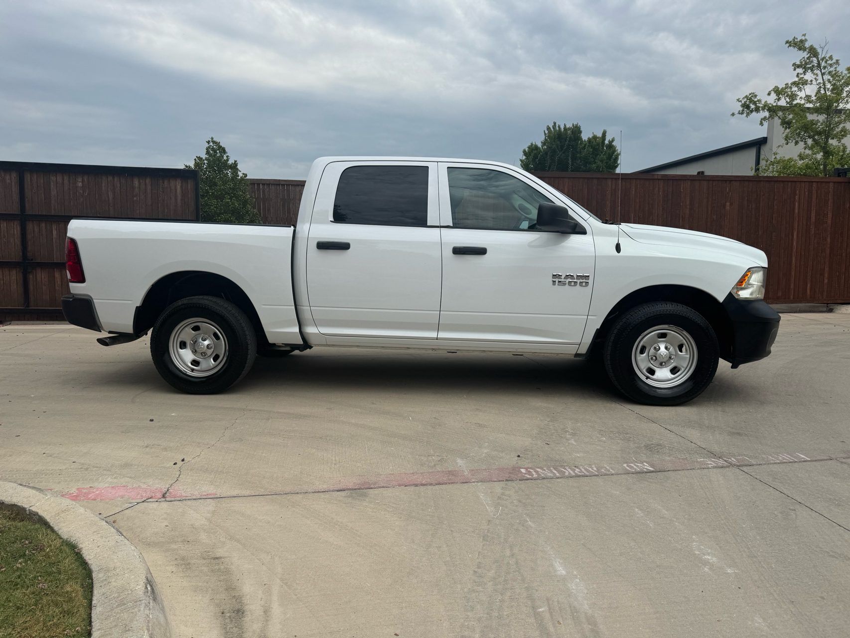 ram ram 1500 pickup 2018 1C6RR7KGXJS315854 image ram ram 1500 pickup 2018 1C6RR7KGXJS315854 image